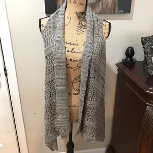 ▪️ISABELLA RODRIGUEZ Open Sweater Vest